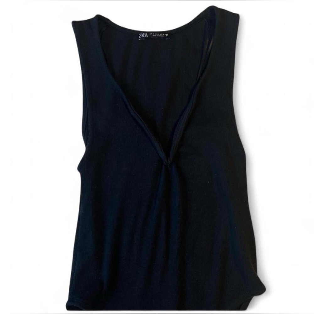 Zara Ribbed Knit V Neck Bodysuit in Black